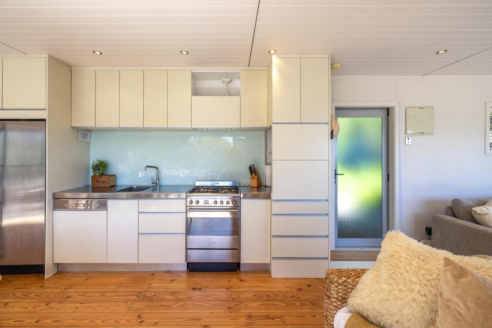 Tawa Cottage - Coast & Country Oneroa Eksteriør bilde